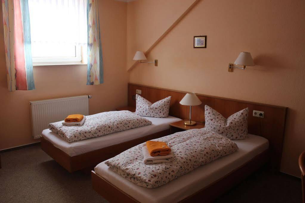Hotel Weisse Muehle Breitenworbis エクステリア 写真